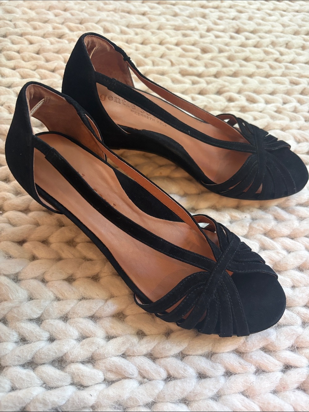 Gentle Souls! New! Women's Black Suede Open-Toe D'Orsay Heels